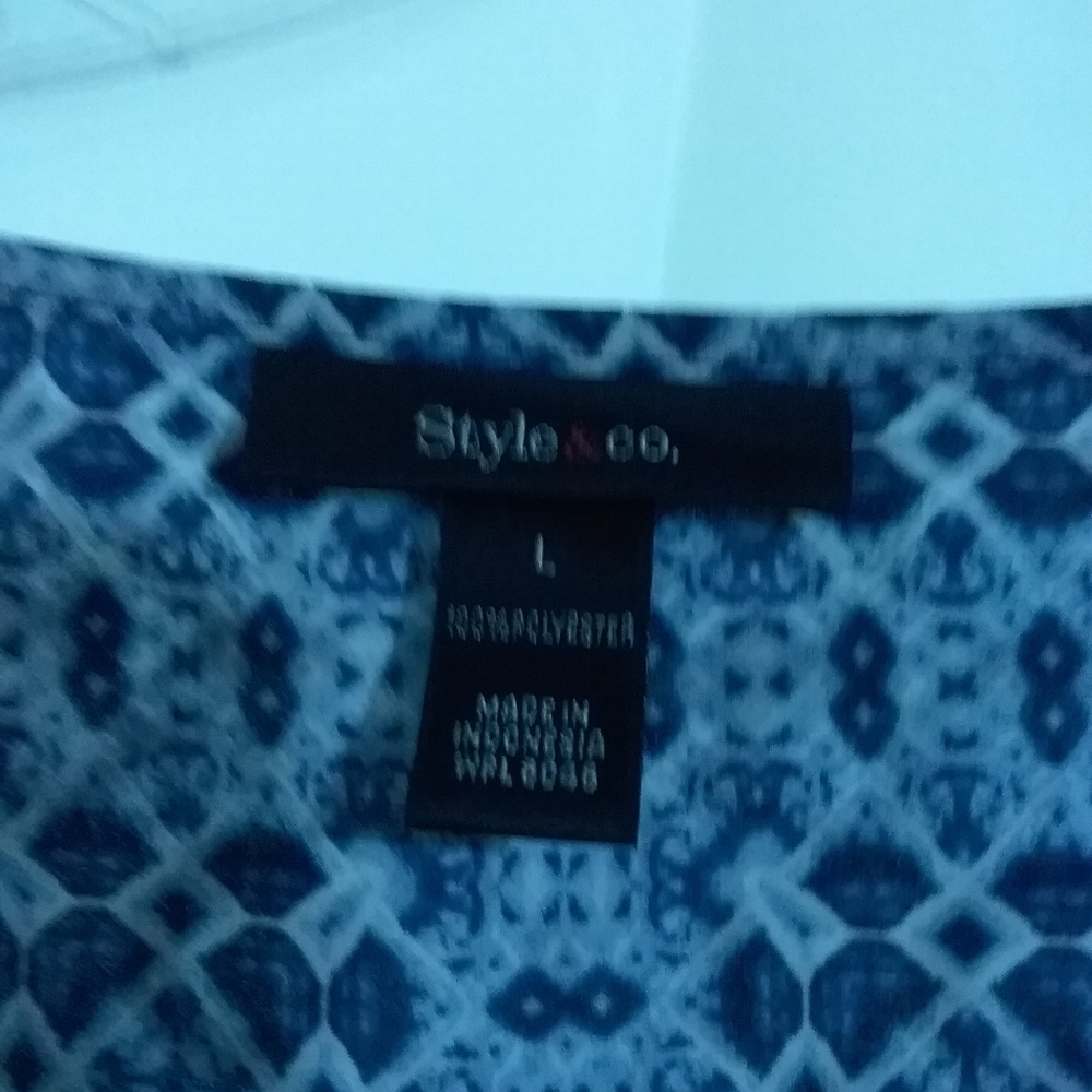 Blouse - Picture 3 of 3